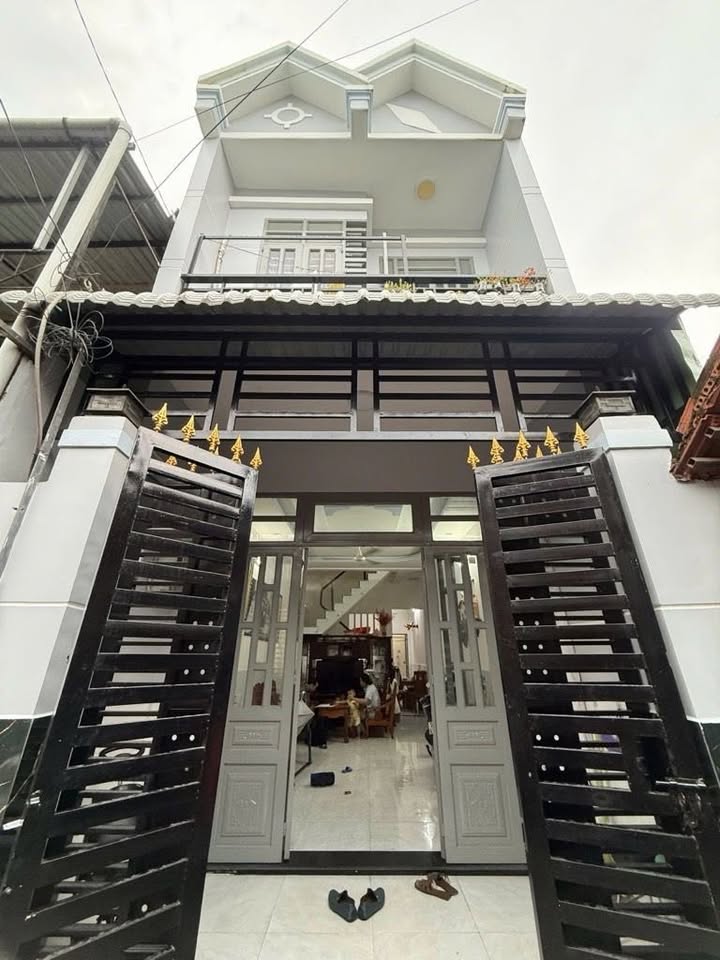 Nhà 2 tầng mới đẹp Thạnh Xuân 25, 64m² chỉ 2.2 tỷ - Sẵn sàng vào ở ngay!