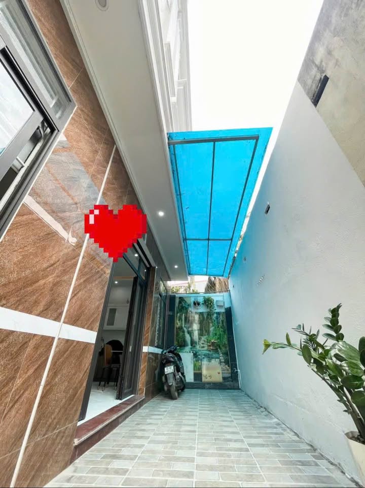 Nhà 4 tầng Phủ Thượng Đoạn, Hải Phòng 40m² giá 2.98 tỷ - Sân cổng riêng, tiện ích đầy đủ!