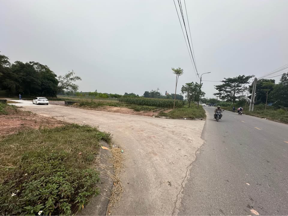 Đất nền Lương Sơn Sông Công 83m² giá 1 tỷ - Vị trí đắc địa, đầy đủ tiện ích