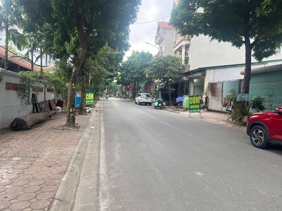 Đất trục chính Đào Xuyên Bát Tràng 80m² giá tốt - Kinh doanh mọi mặt hàng!