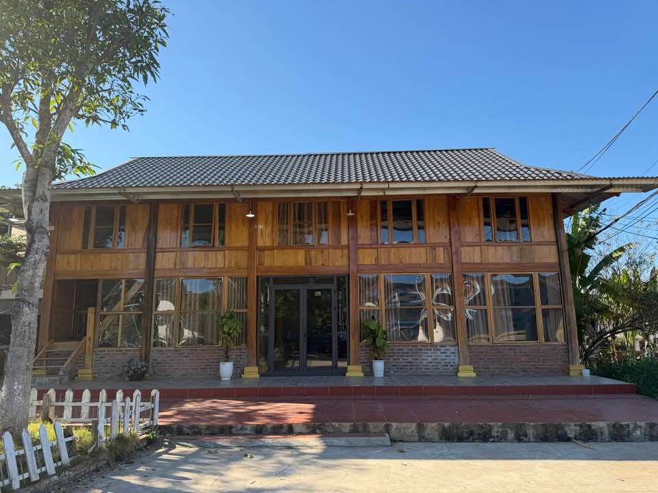 Đất nền khu du lịch Rừng Thông Mộc Sơn 271m² giá 3 tỷ - View tuyệt đẹp, sổ đỏ chính chủ!