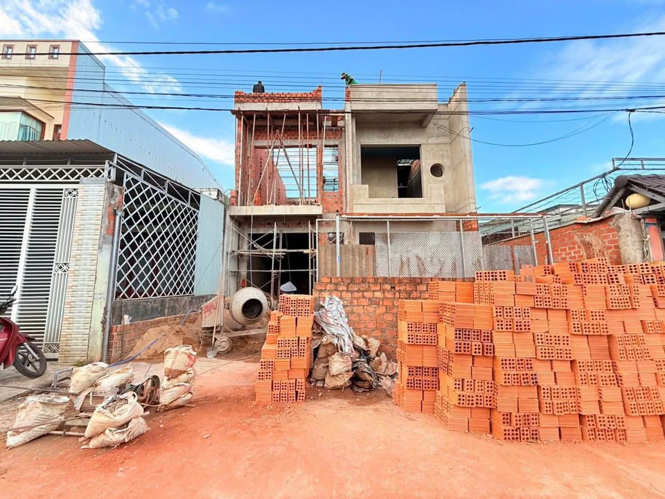 Nhà hẻm 154 Âu Cơ, Kon Tum 117m² giá 2.55 tỷ - Đang cần bán gấp!