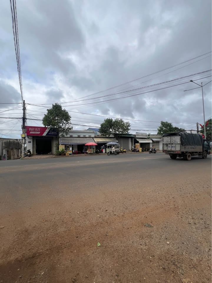 Nhà mặt tiền kinh doanh Trần Quý Cáp, Buôn Ma Thuột 80m² giá 4.8 tỷ - Đầu tư sinh lời ngay!