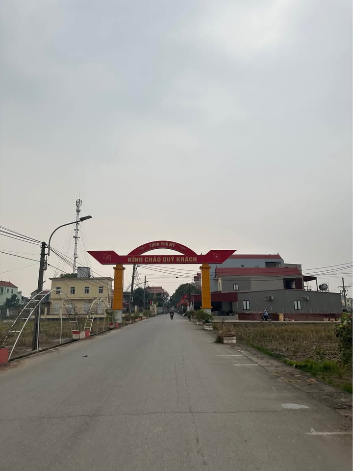 Đất thổ cư thôn Phú Mỹ, Trí Quả, 70m² chỉ 2 tỷ - Ô tô vào tận đất!