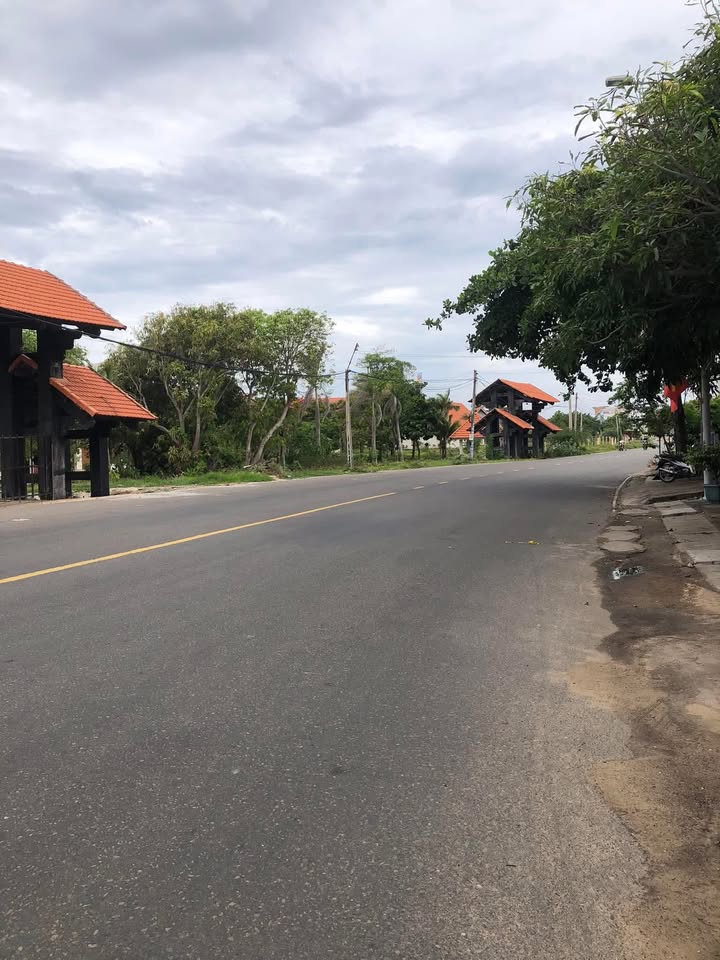 Đất thổ cư Mũi Né 2600m² giá 18.2 tỷ - Cơ hội đầu tư sinh lời!