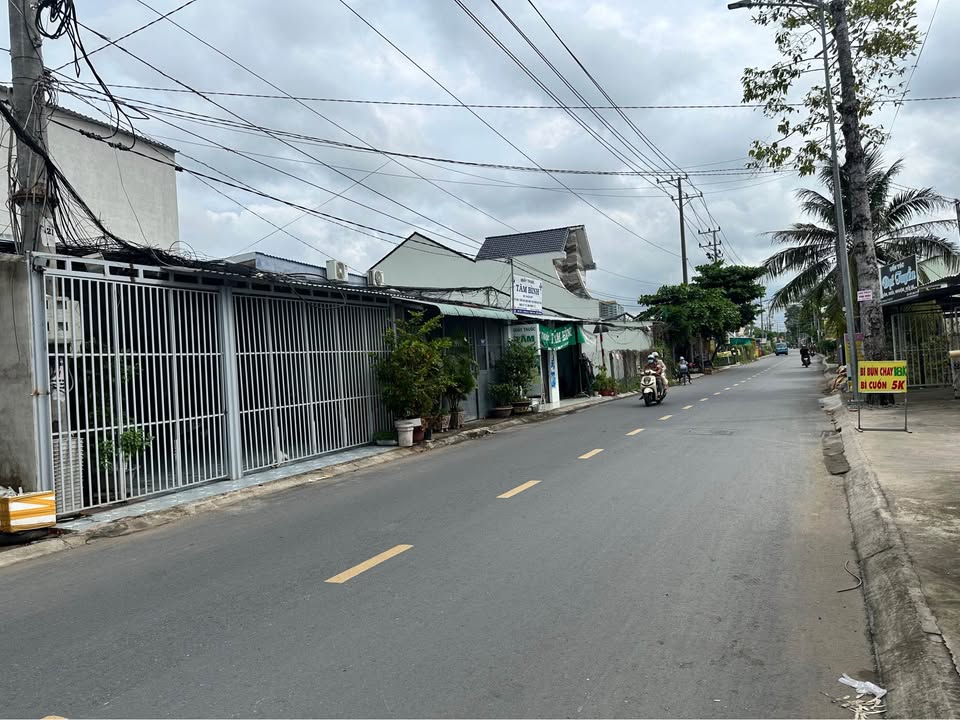 Khách sạn mặt tiền nhựa Trung An - 1 trệt 3 lầu, 20 triệu/tháng - Sân đậu ô tô thoải mái!