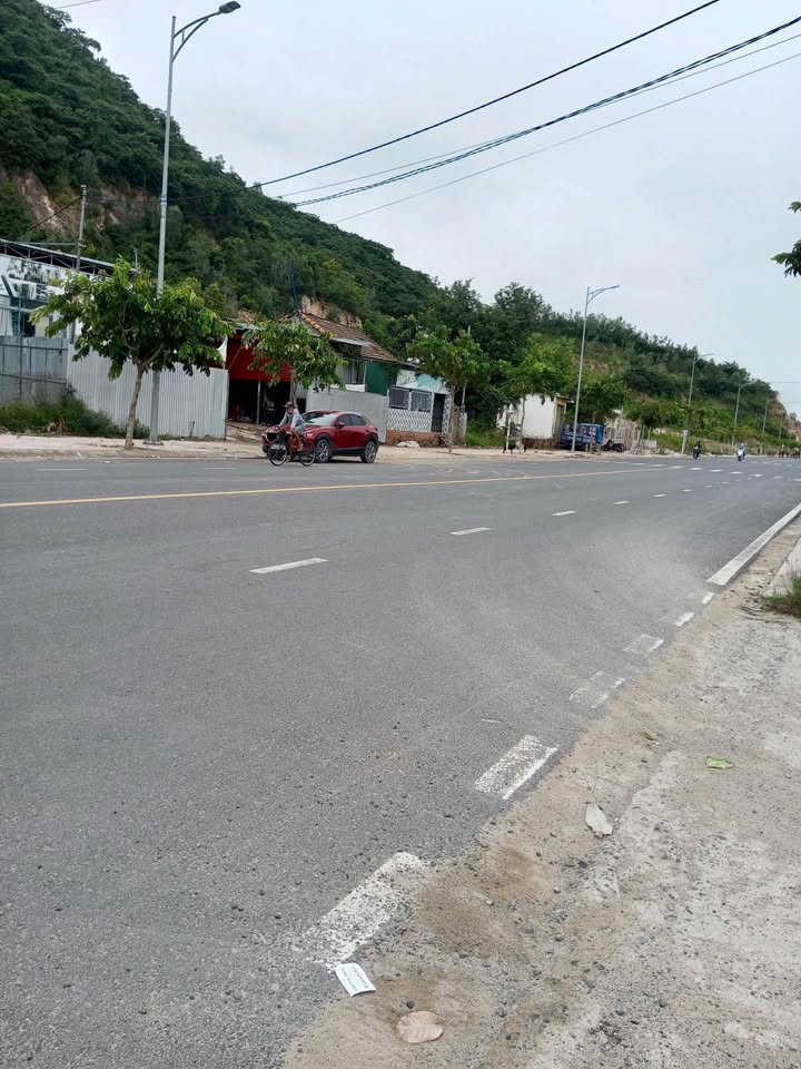 Đất nền góc đường 5m Phước Thượng, Nha Trang 124.3m² giá 3.1 tỷ - Sổ hồng chính chủ!