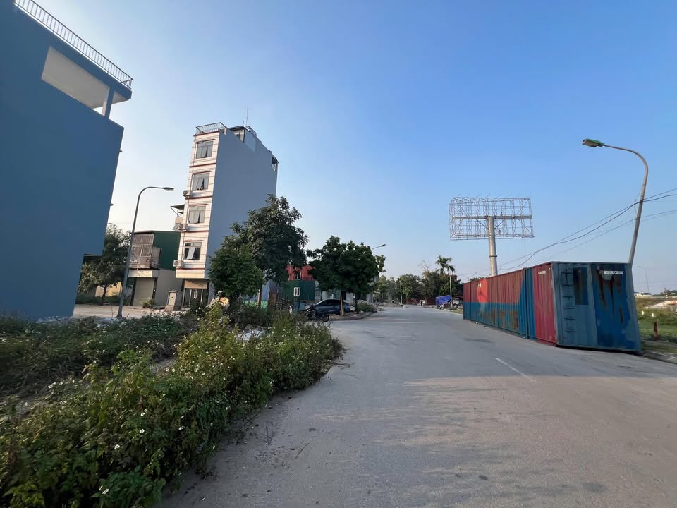 Đất Tái Định Cư Ngọc Hồi 80m² giá 15 tỷ - Vị trí vàng cho kinh doanh!