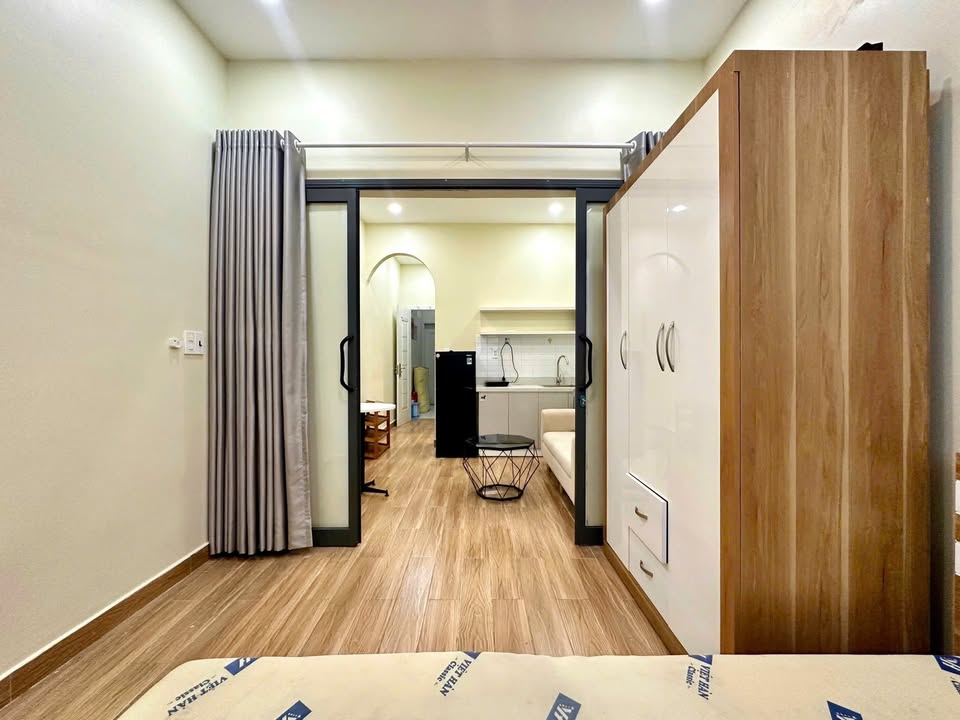 Căn hộ 1 phòng ngủ Thành Thái Quận 10 giá thỏa thuận - Full nội thất cao cấp!