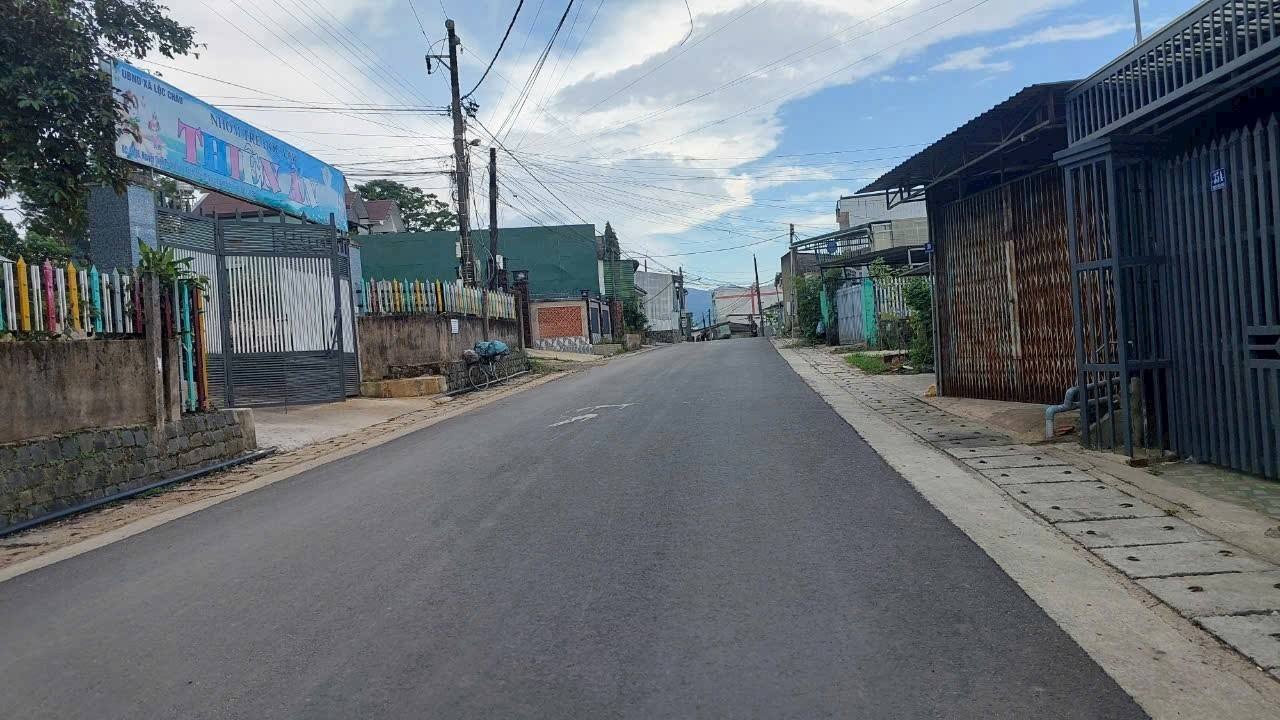 Đất nền Bảo Lộc 2115m² giá 6.5 tỷ - Mặt tiền đường Nguyễn Thiện Thuật