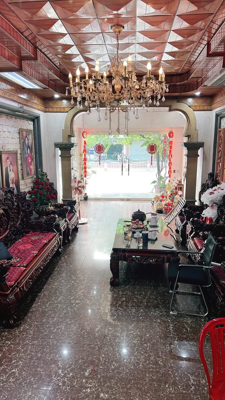 Nhà 5 tầng 113m² phố Hoàng Liên, Lào Cai - Vị trí đắc địa kinh doanh