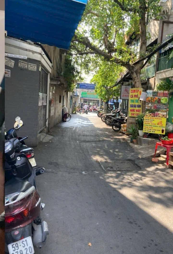 Nhà bán Quận Bình Thạnh 104m² giá 19.99 tỷ - Hẻm xe hơi, sẵn cho thuê 22 triệu!