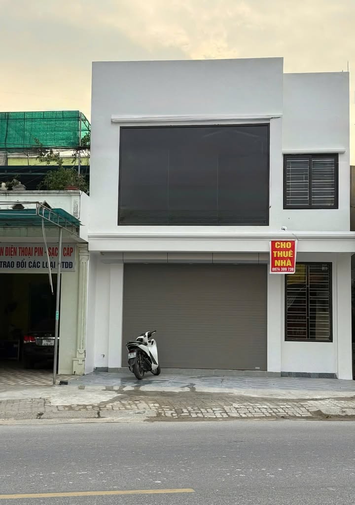 Nhà cho thuê 2 tầng mặt đường 21B, 170m² - Không gian sang trọng, tiện nghi