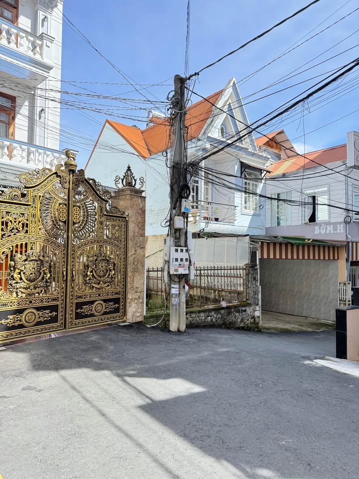 Đất xây dựng hẻm nhựa ô tô đường Phù Đổng Thiên Vương Đà Lạt 95m² giá 7.9 tỷ - Cơ hội đầu tư hấp dẫn!