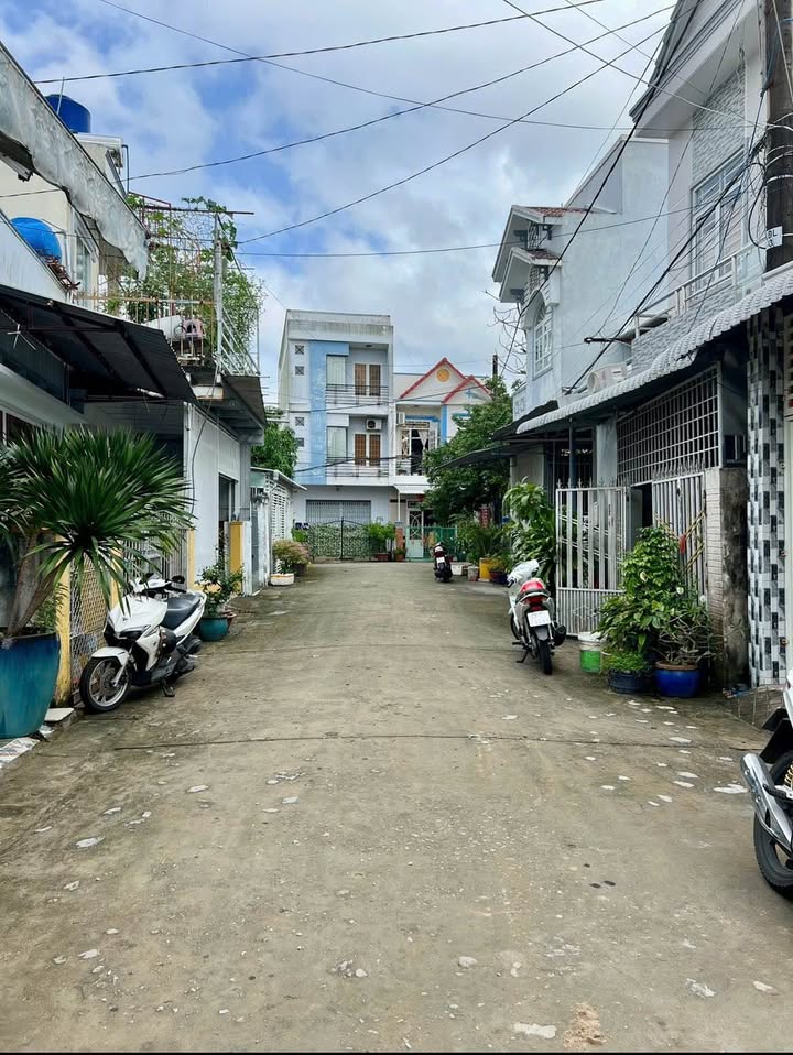 Nhà hẻm ô tô Nguyễn Trung Trực Rạch Giá 82m² giá 2.75 tỷ - Đầu tư sinh lời ngay!