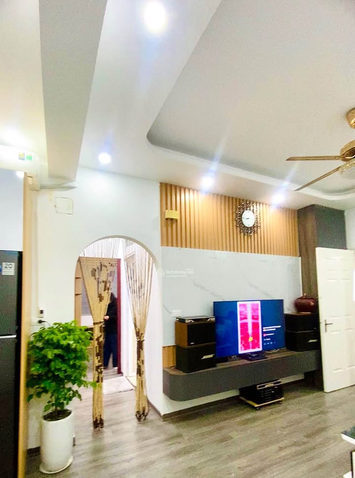 Căn hộ CT2B Tân Tây Đô 80m² giá 4 tỷ - Nội thất full, ban công thoáng mát!