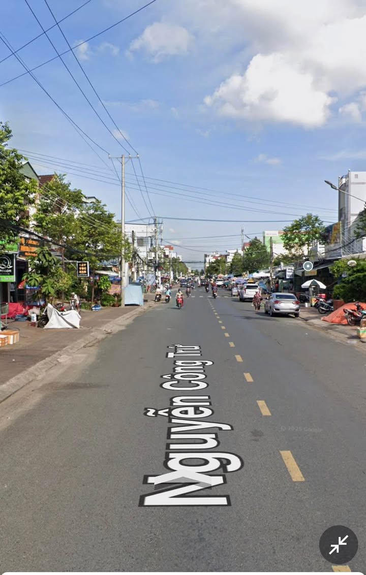 Bán gấp nhà liền kề 3 tầng đường Nguyễn Công Trứ P.8 - Kinh doanh sầm uất, giá chỉ 13 tỷ!