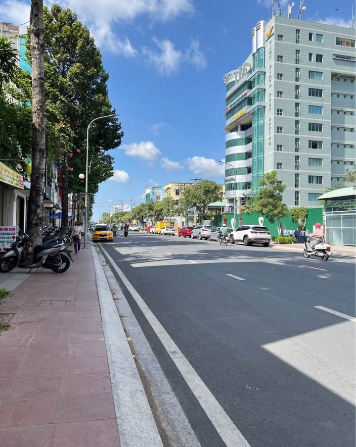 Nhà mặt tiền Nam Kỳ Khởi Nghĩa Mỹ Tho 62.3m² giá 9.5 tỷ - Đầu tư sinh lời cao!