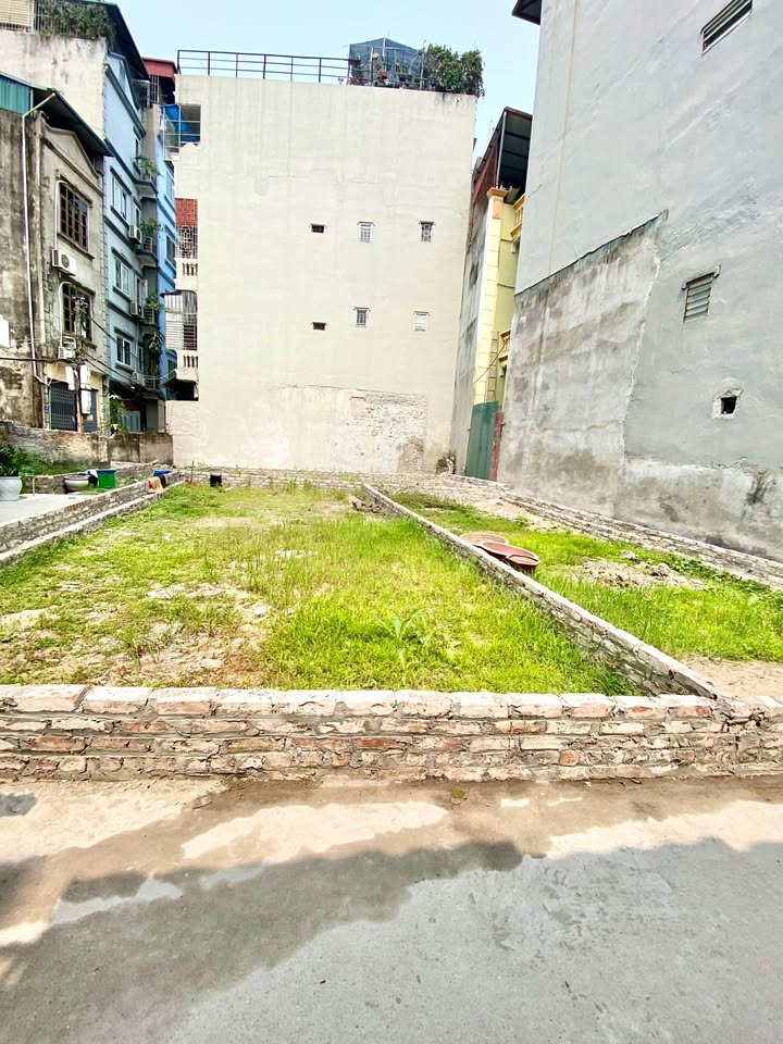 Nhà riêng Vân Canh Hoài Đức 45m² giá 5.28 tỷ - Ô tô đỗ cổng ngay tại nhà!