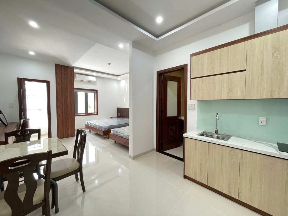 Căn hộ cho thuê Hòa Xuân 45m² giá chỉ 6 triệu - Nội thất đầy đủ, ban công rộng rãi!