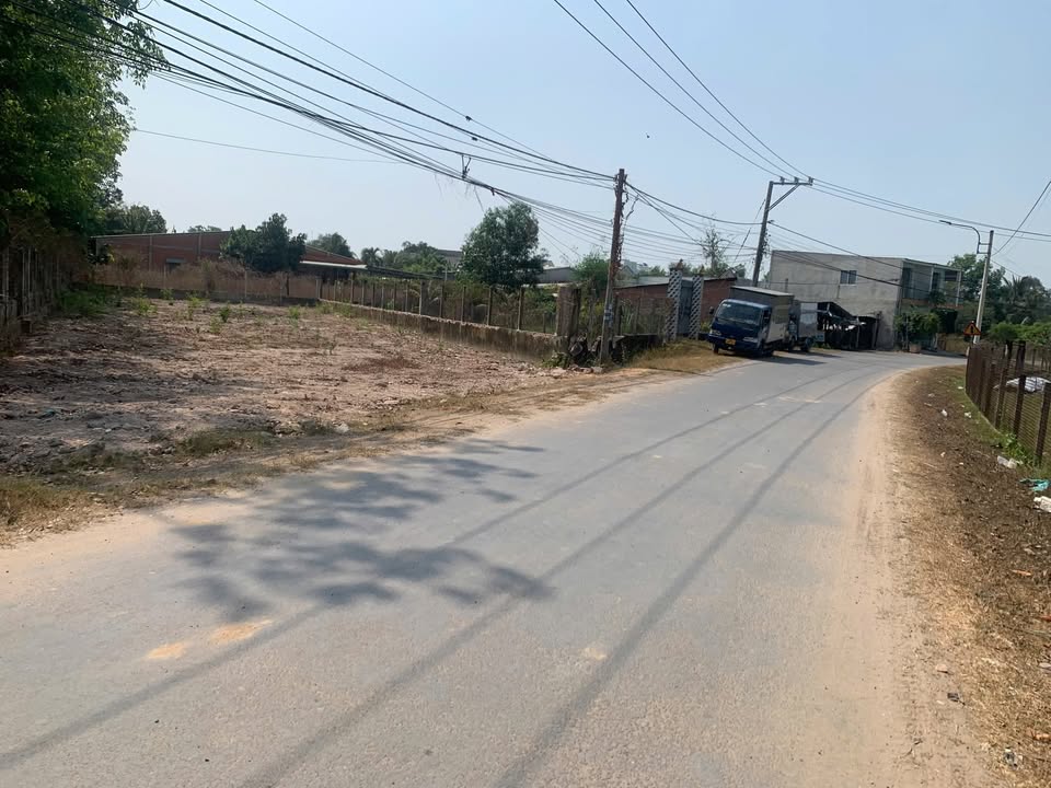 Đất nền Trảng Bàng 585m² giá chỉ 4.5 tỷ - Vị trí trung tâm, đầy đủ tiện ích!