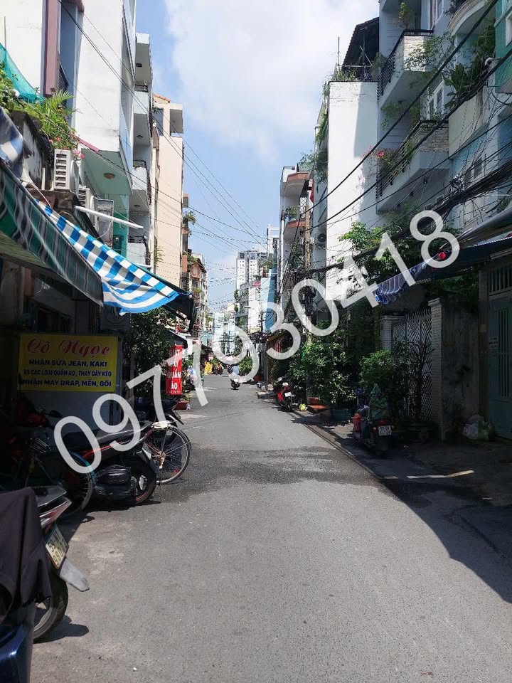 Nhà đẹp nở hậu Nguyễn Ngọc Lộc Q10, 33m² giá chỉ 8.2 tỷ - Cơ hội đầu tư tuyệt vời!