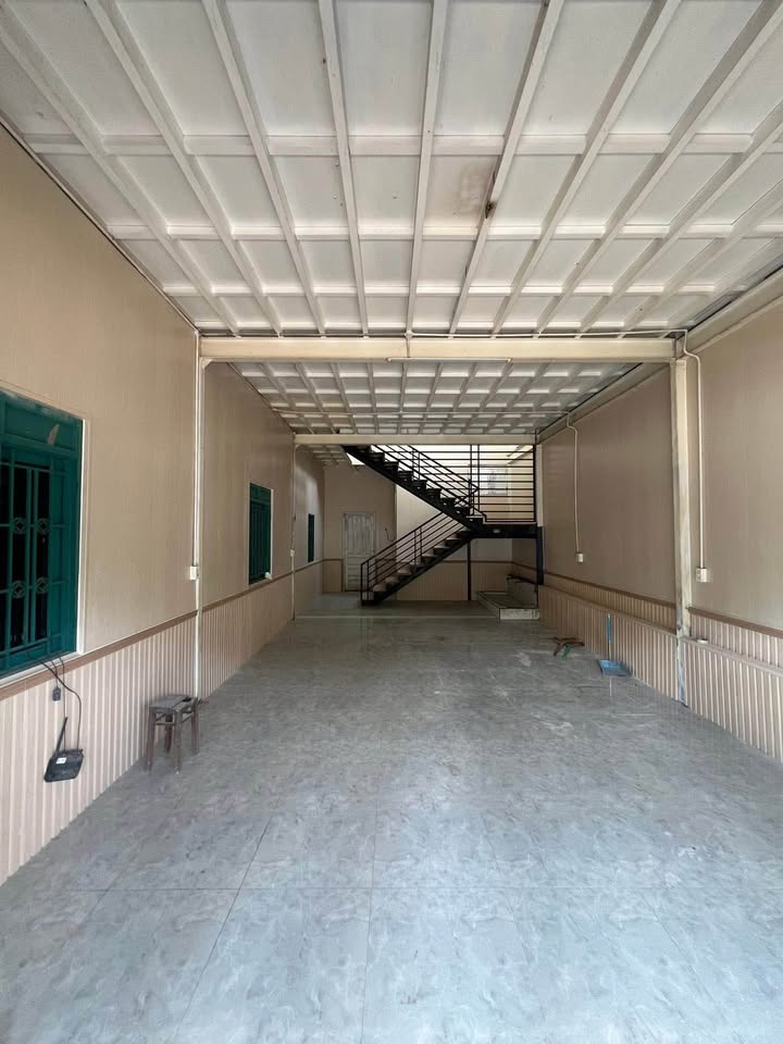 Cho thuê nhà mặt tiền Chu Văn An, Bảo Lộc 90m² giá 9 triệu - Thích hợp kinh doanh!