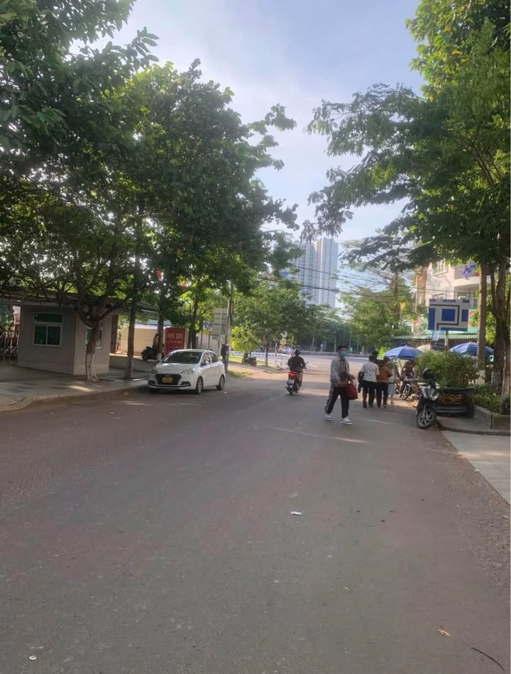 Nhà mặt tiền Châu Văn Liêm, Quy Nhơn 75m² giá 4.8 tỷ - Vị trí trung tâm phố biển!