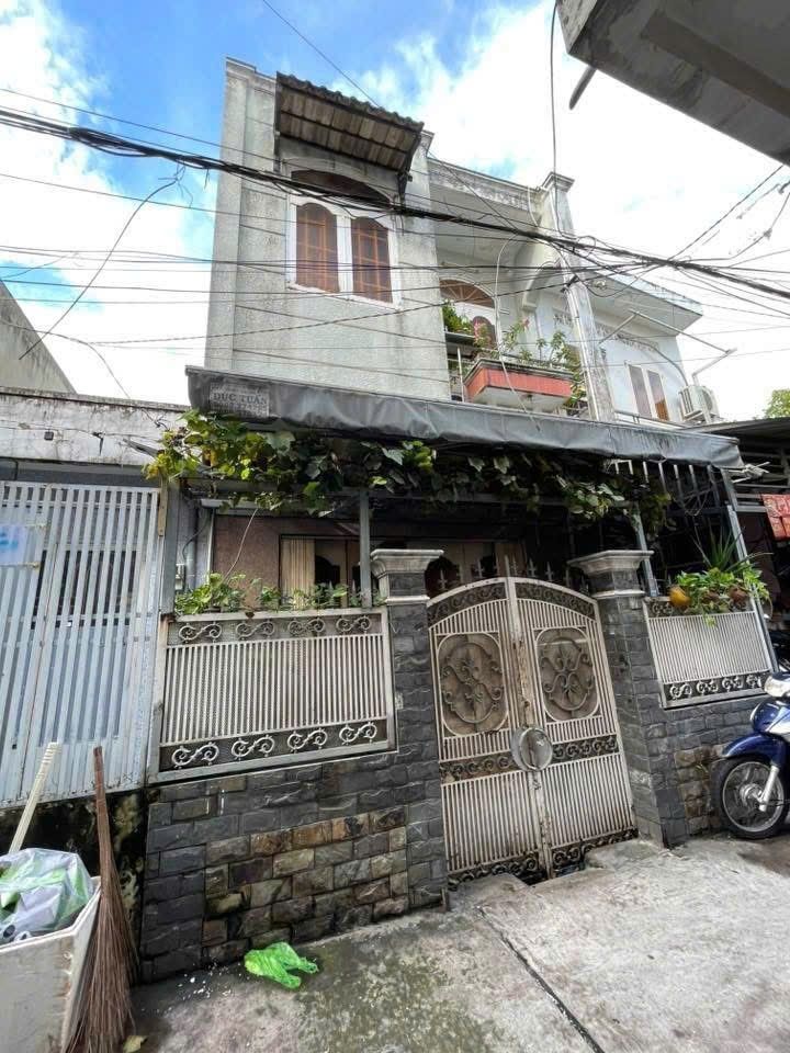 Nhà phố Bà Hom quận 6 diện tích 85m² giá 5.5 tỷ - Sổ hồng riêng, pháp lý rõ ràng!