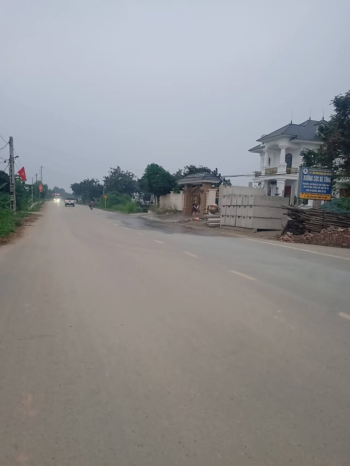 Đất mặt đường Âu Cơ, Tiên Du 216m² giá 2 tỷ - Cơ hội đầu tư tốt!