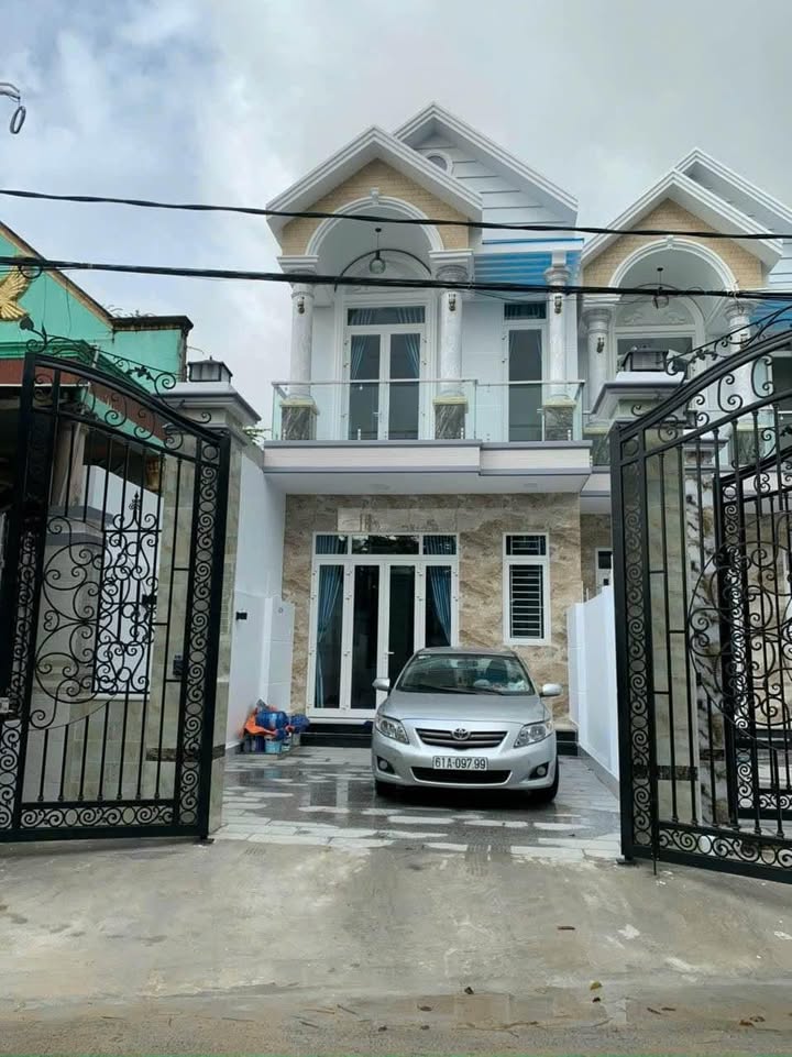 Nhà mặt tiền DX115 Tân An, Thủ Dầu Một 110m² giá 3.2 tỷ - Sẵn sàng vào ở ngay!