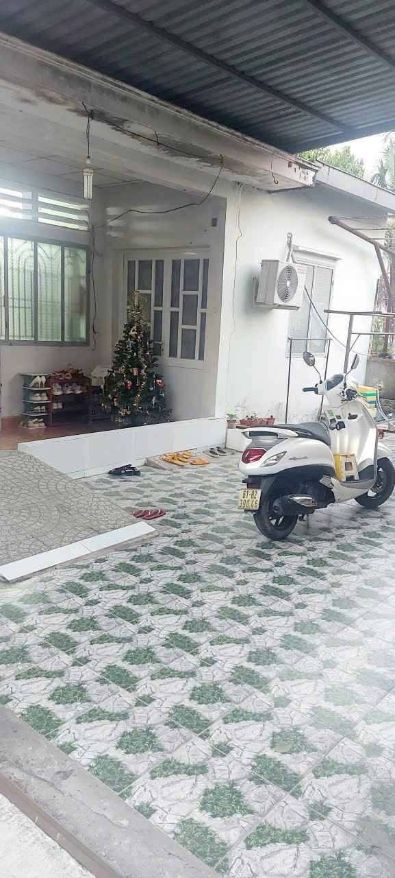 Nhà bán Chánh Mỹ Thủ Dầu Một 111.5m² giá chỉ 1.7 tỷ - Sân ô tô thoải mái!