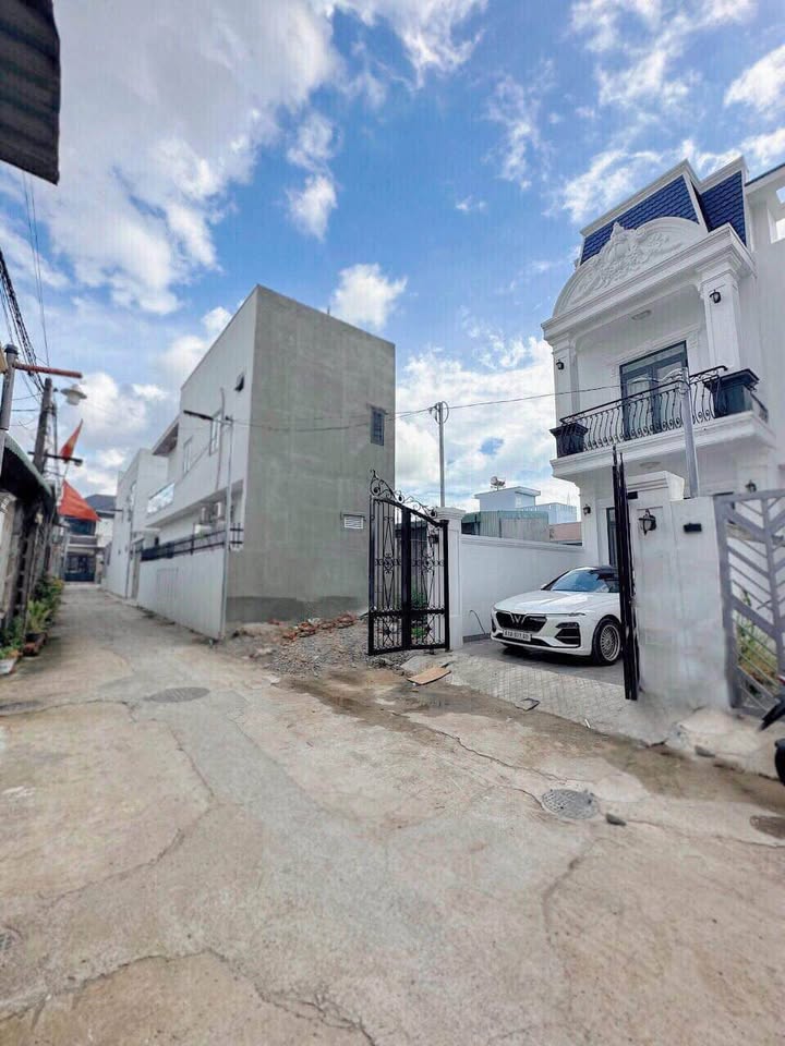 Nhà phố Phú Hòa Thủ Dầu Một 83.3m² giá 2.69 tỷ - Đầu tư sinh lời ngay!