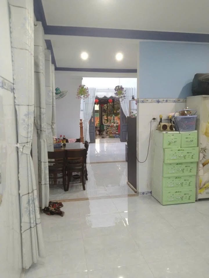 Đất nền Lai Hưng Bàu Bàng 220m² giá 1 tỷ - Bán gấp tặng nhà cấp 4!