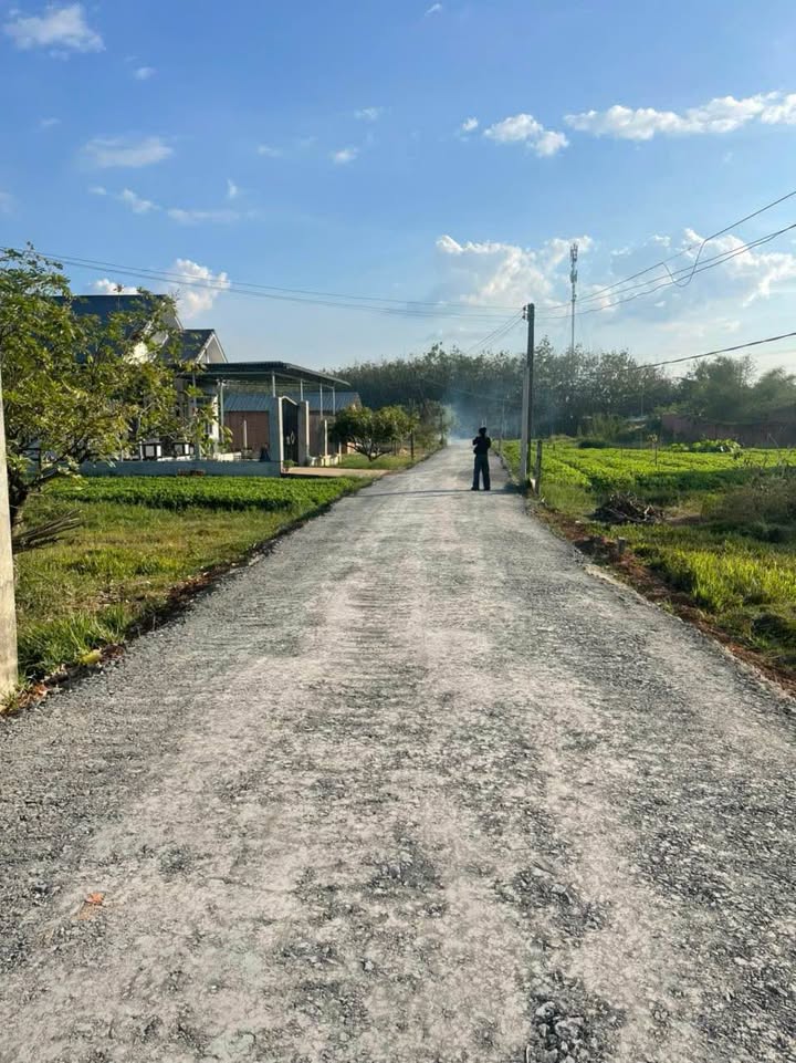 Đất thổ cư Dương Minh Châu 135m² giá 300 triệu - Đầu tư sinh lời ngay!