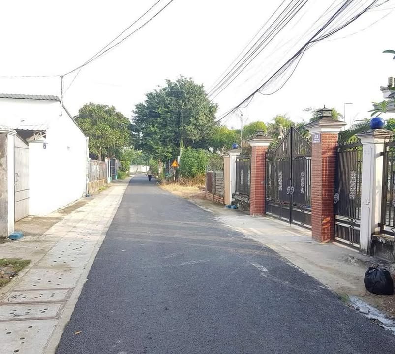 Đất mặt tiền đường DX86, Hiệp An, 120m² giá 2.05 tỷ - Vị trí đắc địa cho đầu tư!