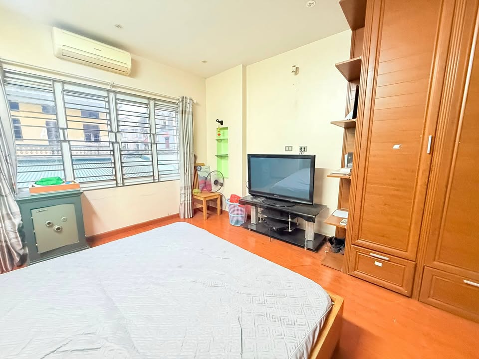 Nhà 4 tầng Võ Chí Công Tây Hồ 46m² giá 12.15 tỷ - Thiết kế hiện đại, ô chờ thang máy!