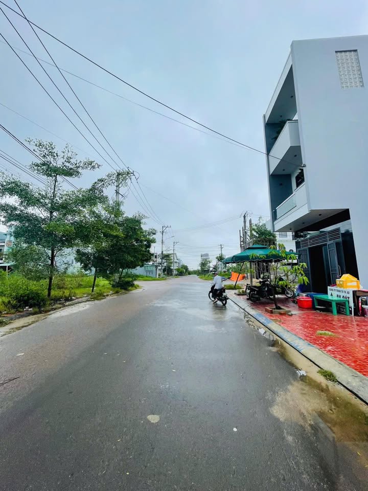 Nhà mặt tiền đường Lê Thanh Nghị, Quy Nhơn 46m² giá 3.2 tỷ - Vị trí đắc địa, giao thông thuận lợi!