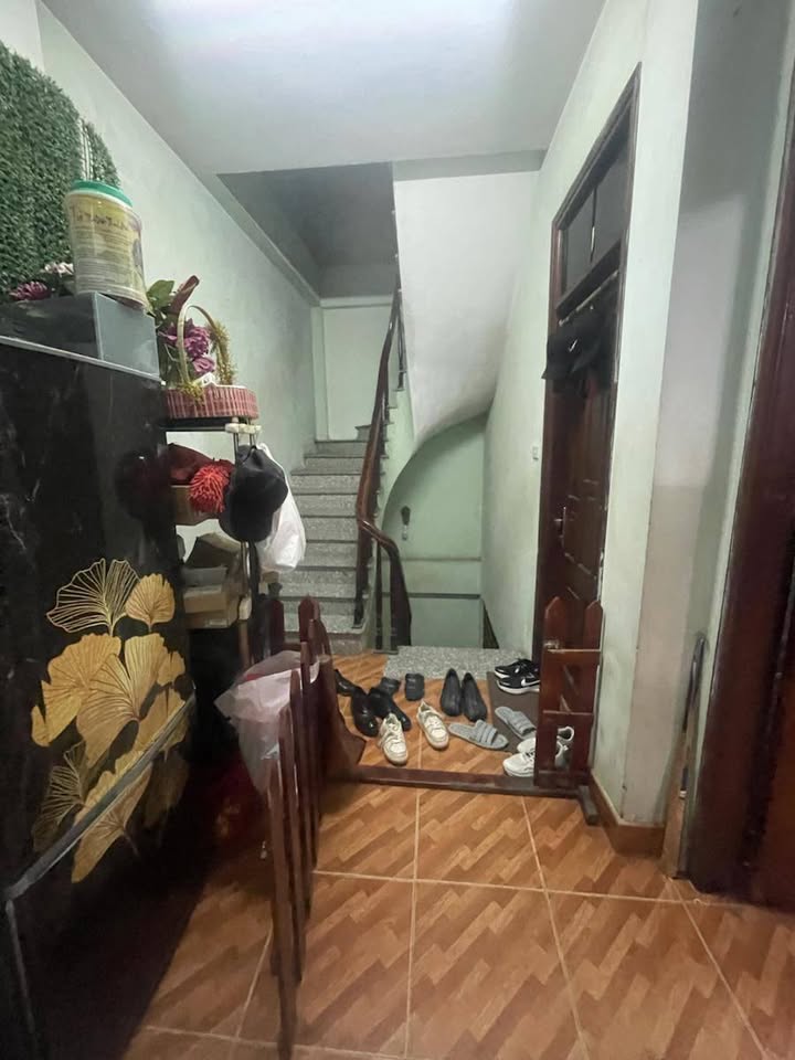 Nhà mặt ngõ Thái Hà Đống Đa 50m² giá 24.5 tỷ - Đầu tư sinh lời tuyệt vời!