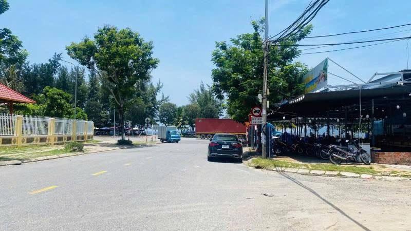 Đất nền góc 478m² đường Phan Văn Định, Đà Nẵng - Cách biển chỉ 50m, giá 41 tỷ!