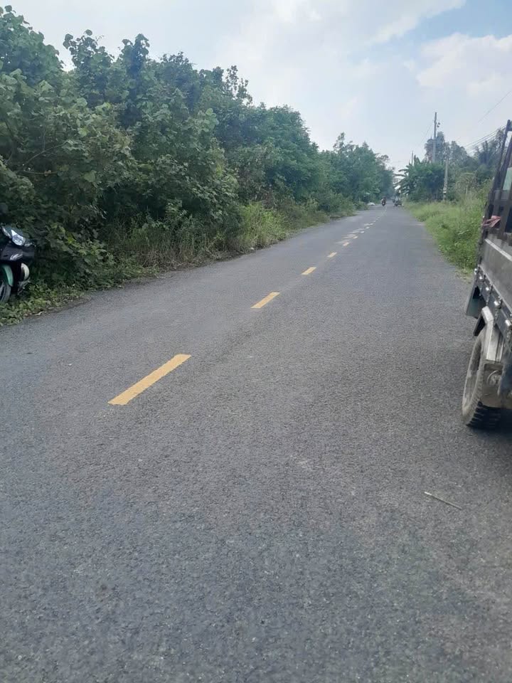 Đất thổ cư 700m² xã Hòa Long - Giá chỉ 1.2 tỷ, cơ hội đầu tư hấp dẫn!