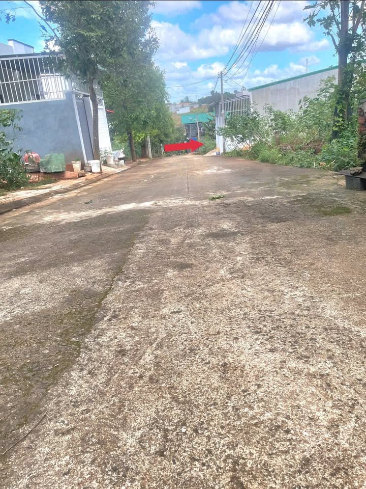 Lô đất 100m² hẻm 19/5, Buôn Ma Thuột - Giá chỉ 1,6 tỷ - Bán gấp!