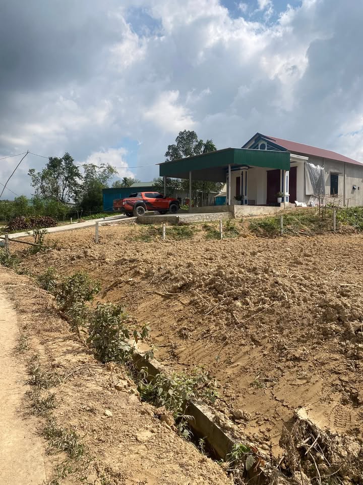 Đất nền Phúc Đồng Hương Khê 1753m² giá chỉ 500 triệu - Mặt tiền 53m đường bê tông!