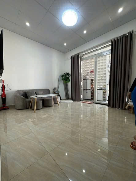 Nhà cấp 4 đường Hoàng Diệu, Đà Lạt 80m² giá 4.8 tỷ - Chính chủ, sổ hồng sẵn!