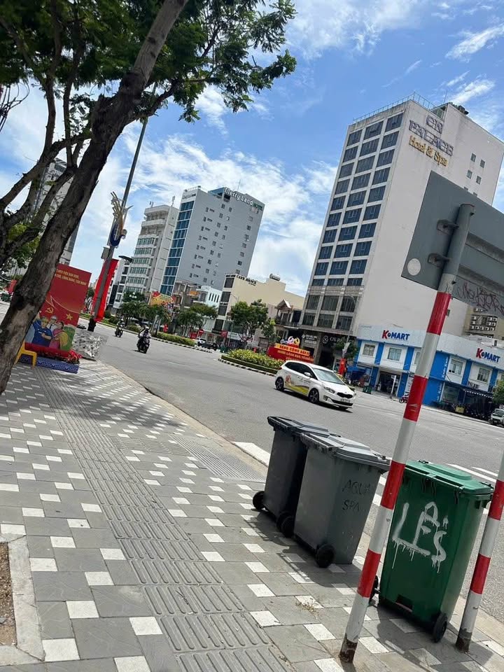 Đất mặt tiền Phạm Văn Đồng, Sơn Trà 125m² giá 40 tỷ - Cơ hội đầu tư lý tưởng!