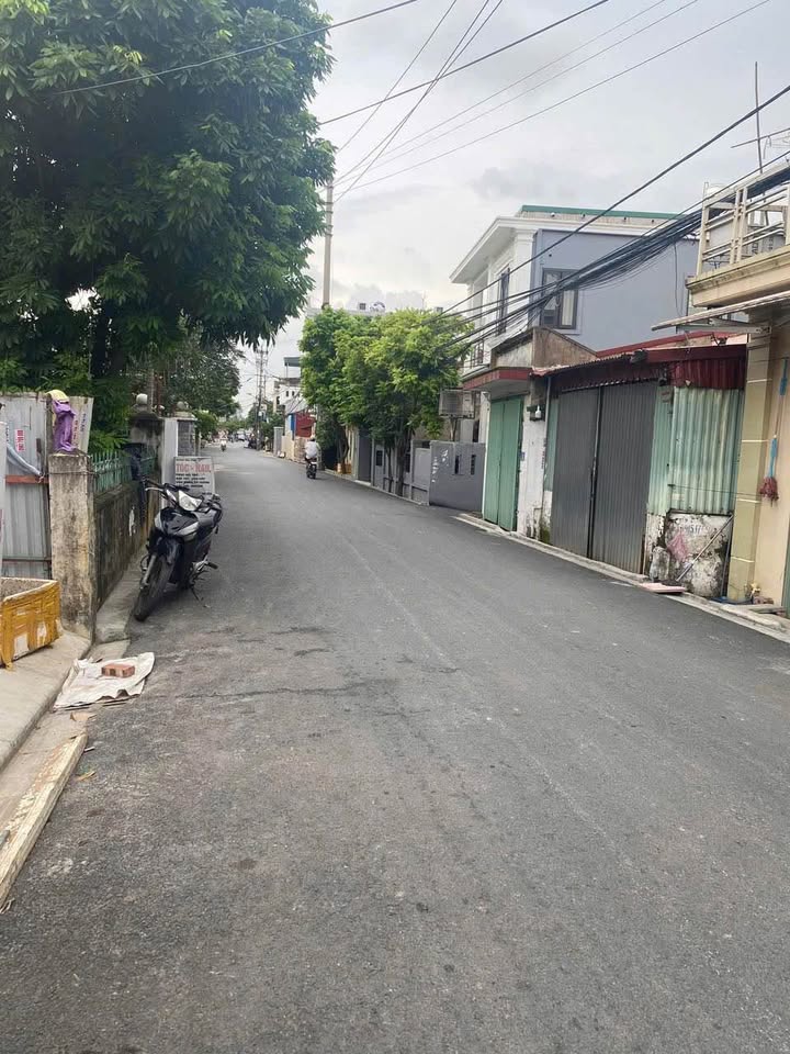 Nhà mặt đường Hàng Tổng Hải Phòng 120m² giá 6 triệu - Kinh doanh thuận lợi!