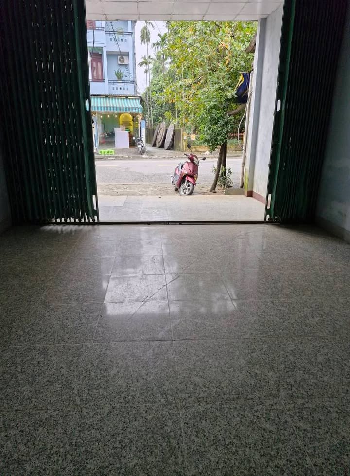 Cho thuê mặt bằng Nguyễn Sinh Cung 130m² giá 6 triệu - Vị trí kinh doanh đắc địa!