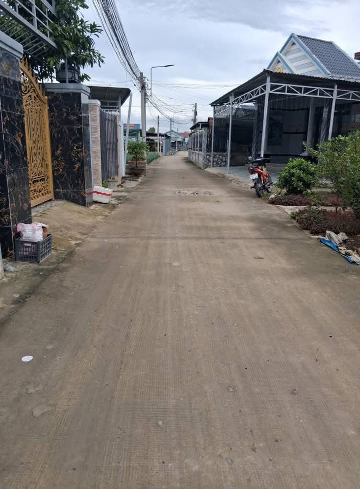 Nhà mặt tiền Liên ấp Xoài Đôi, Phước Hậu, 120m² giá 2.1 tỷ - Cơ hội đầu tư tuyệt vời!