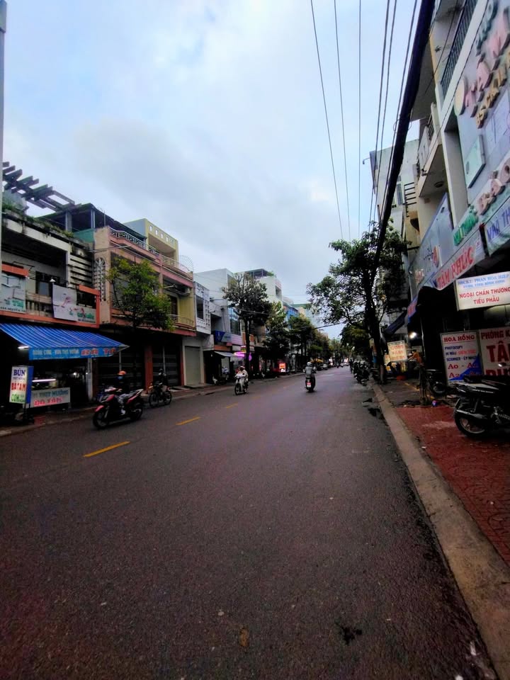 Nhà 1 tầng đường Nguyễn Thái Học, 76m² giá 4 tỷ - Sẵn sàng vào ở!