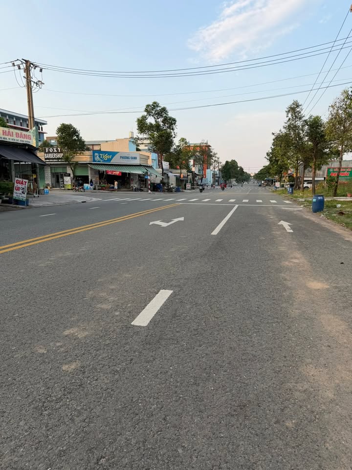 Đất nền khu công nghiệp Mỹ Phước 3, Bến Cát, 150m² giá 3 tỷ - Vị trí kinh doanh đắc địa!